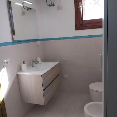 Casa Luce Vista Mare Apartment *